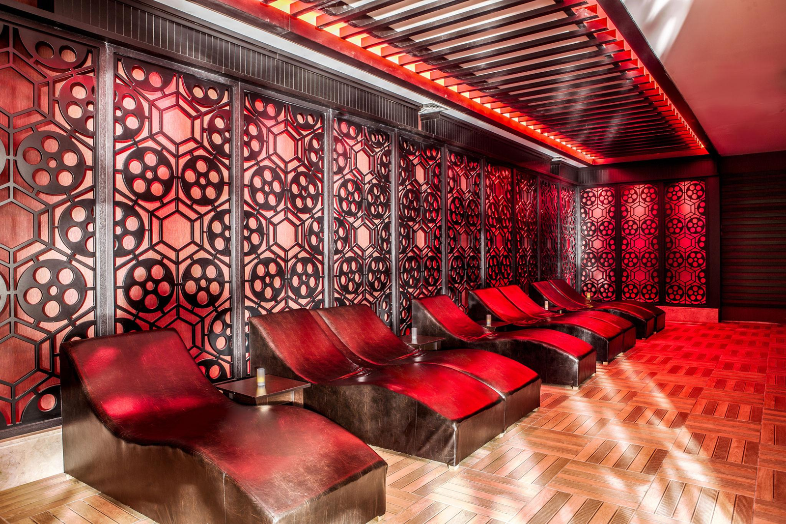 Premium relaxation lounge